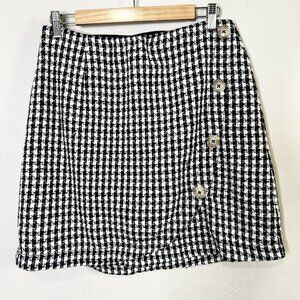 Anthropologie Maeve Tweed Mini Skirt Houndstooth White Black Buttons‎ US Size 6